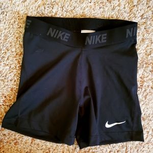 Womens' Black Nike Shorts Size Small